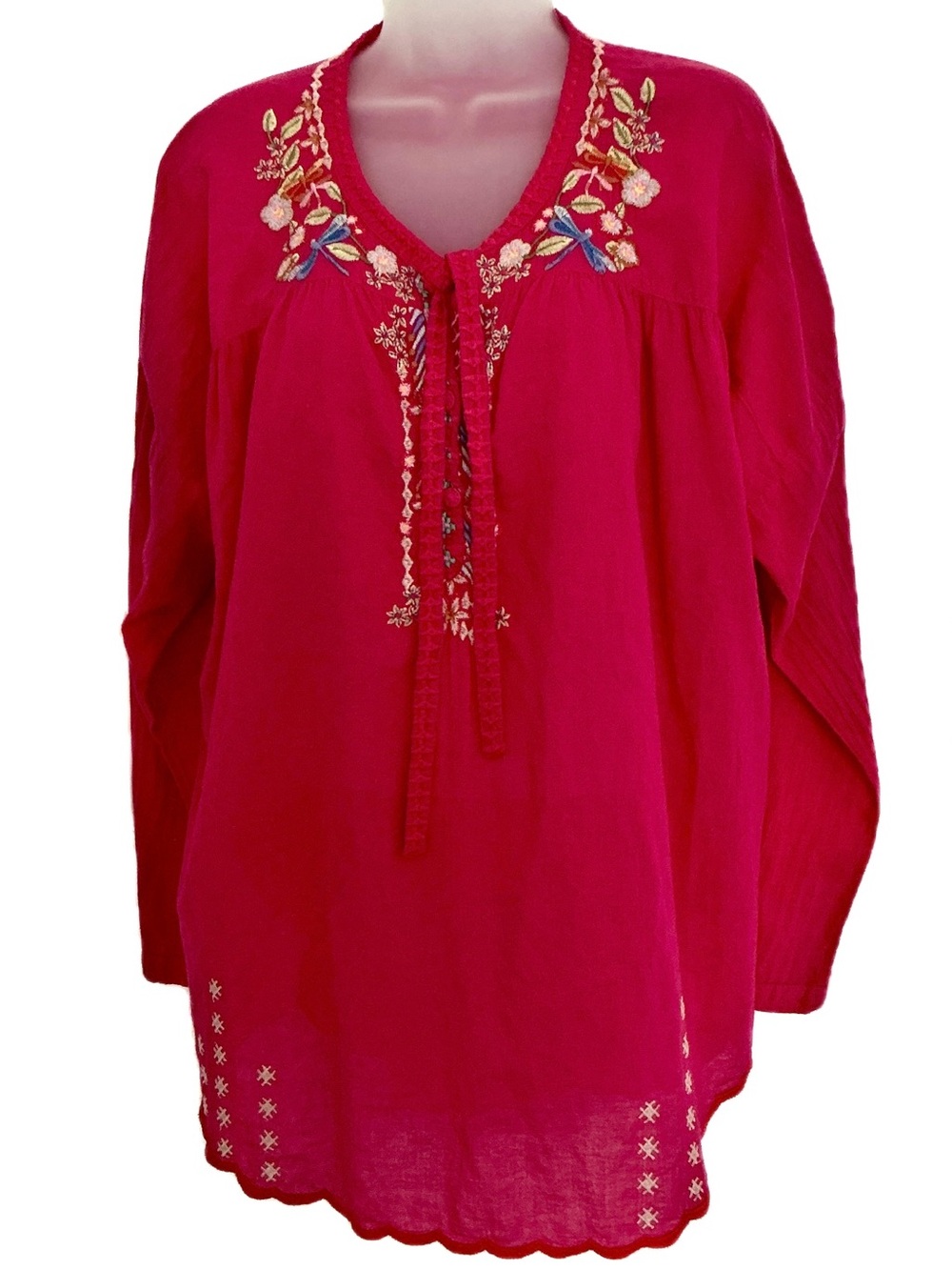 Johnny Was Embroidered V-Neck Tunic Top in Raspberry